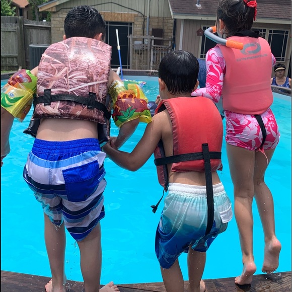 Meet your Posher, Danielle IG: @daniellesabrina - Picture 13 of 15